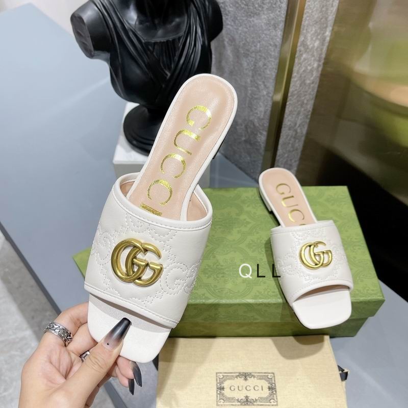 Gucci Women's Slippers 256